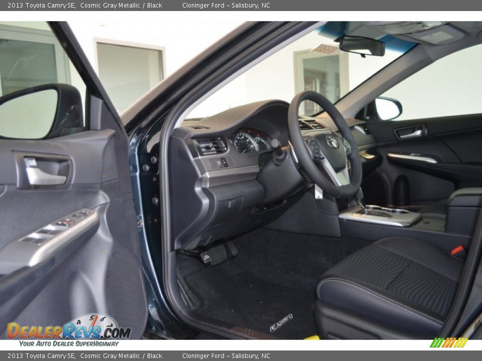 2013 Toyota Camry SE Cosmic Gray Metallic / Black Photo #4