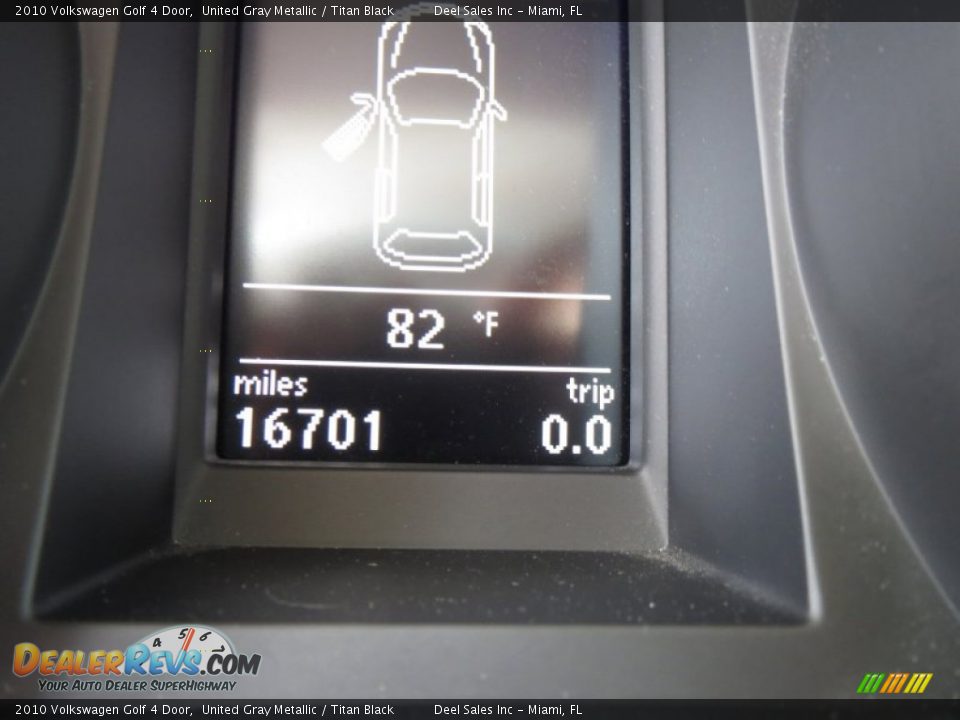 2010 Volkswagen Golf 4 Door United Gray Metallic / Titan Black Photo #15