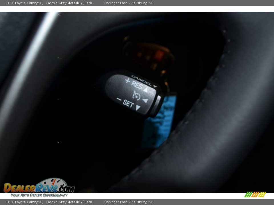 2013 Toyota Camry SE Cosmic Gray Metallic / Black Photo #15