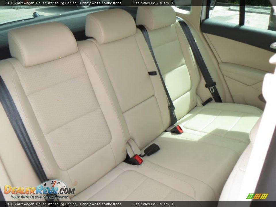 2010 Volkswagen Tiguan Wolfsburg Edition Candy White / Sandstone Photo #11