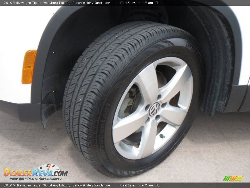 2010 Volkswagen Tiguan Wolfsburg Edition Candy White / Sandstone Photo #13