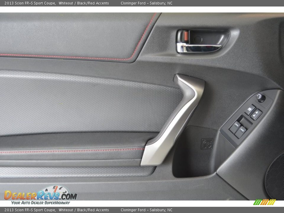 Door Panel of 2013 Scion FR-S Sport Coupe Photo #4
