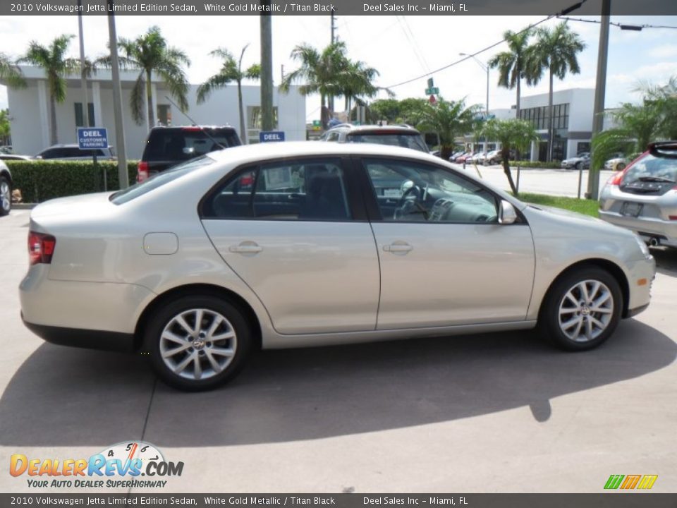 2010 Volkswagen Jetta Limited Edition Sedan White Gold Metallic / Titan Black Photo #6