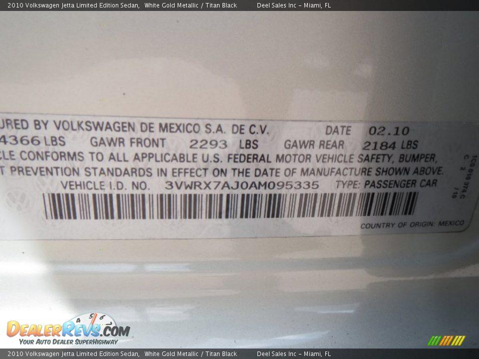 2010 Volkswagen Jetta Limited Edition Sedan White Gold Metallic / Titan Black Photo #14