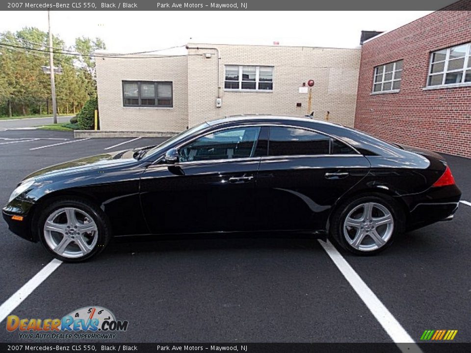 2007 Mercedes-Benz CLS 550 Black / Black Photo #2
