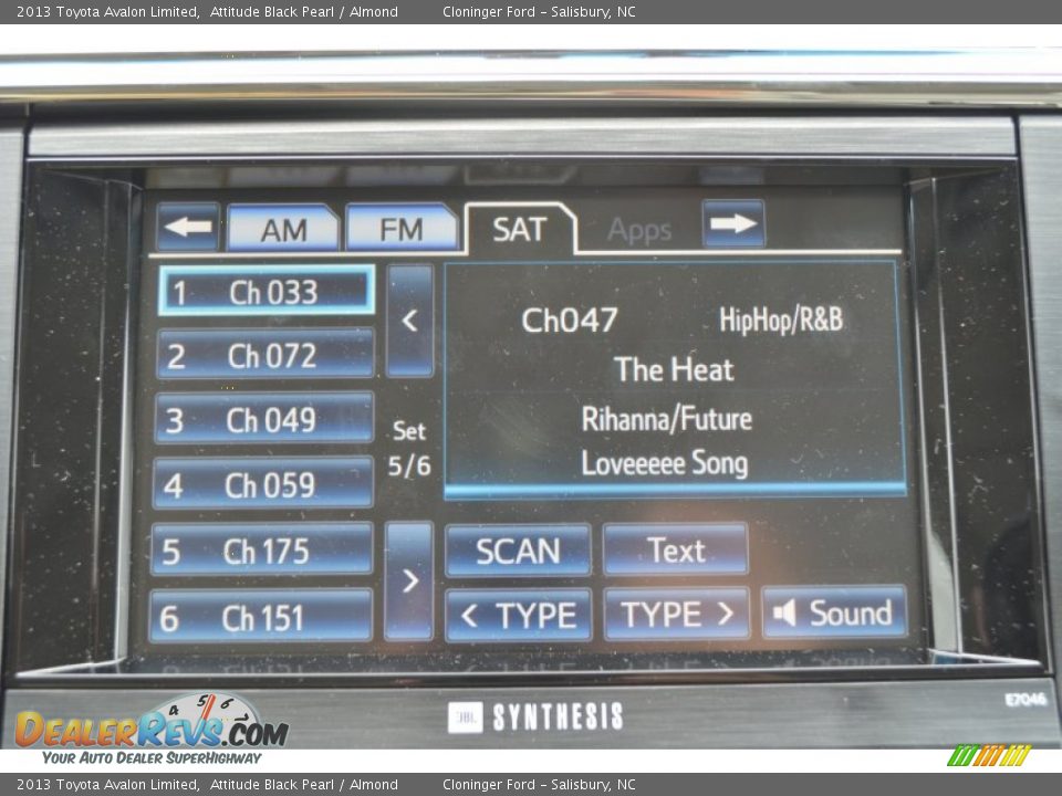 2013 Toyota Avalon Limited Attitude Black Pearl / Almond Photo #15