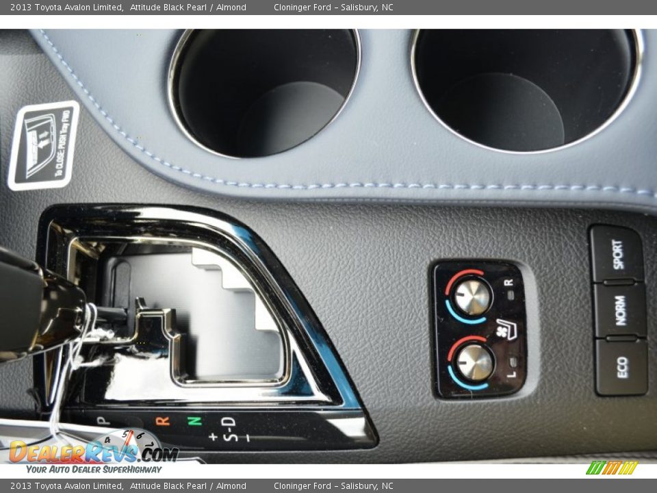 2013 Toyota Avalon Limited Attitude Black Pearl / Almond Photo #20