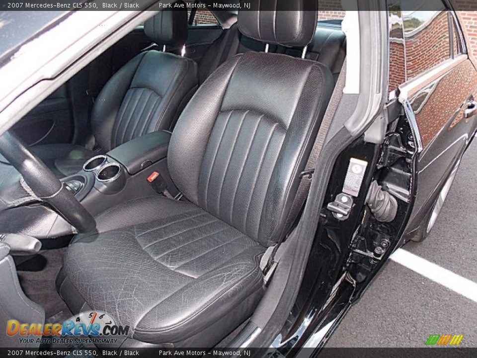 Front Seat of 2007 Mercedes-Benz CLS 550 Photo #10