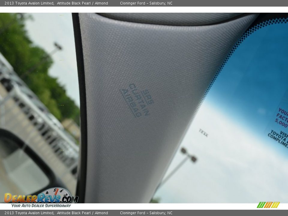 2013 Toyota Avalon Limited Attitude Black Pearl / Almond Photo #29