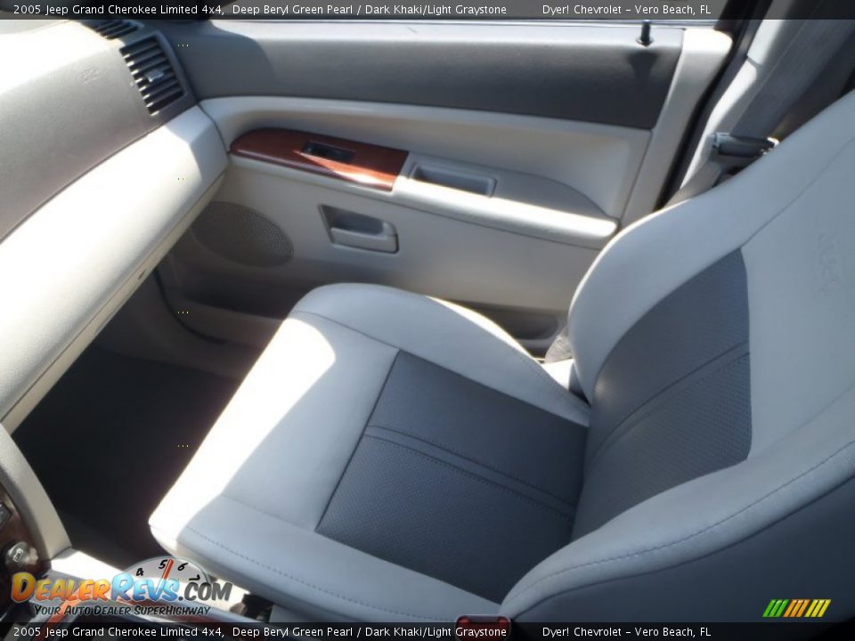 2005 Jeep Grand Cherokee Limited 4x4 Deep Beryl Green Pearl / Dark Khaki/Light Graystone Photo #23