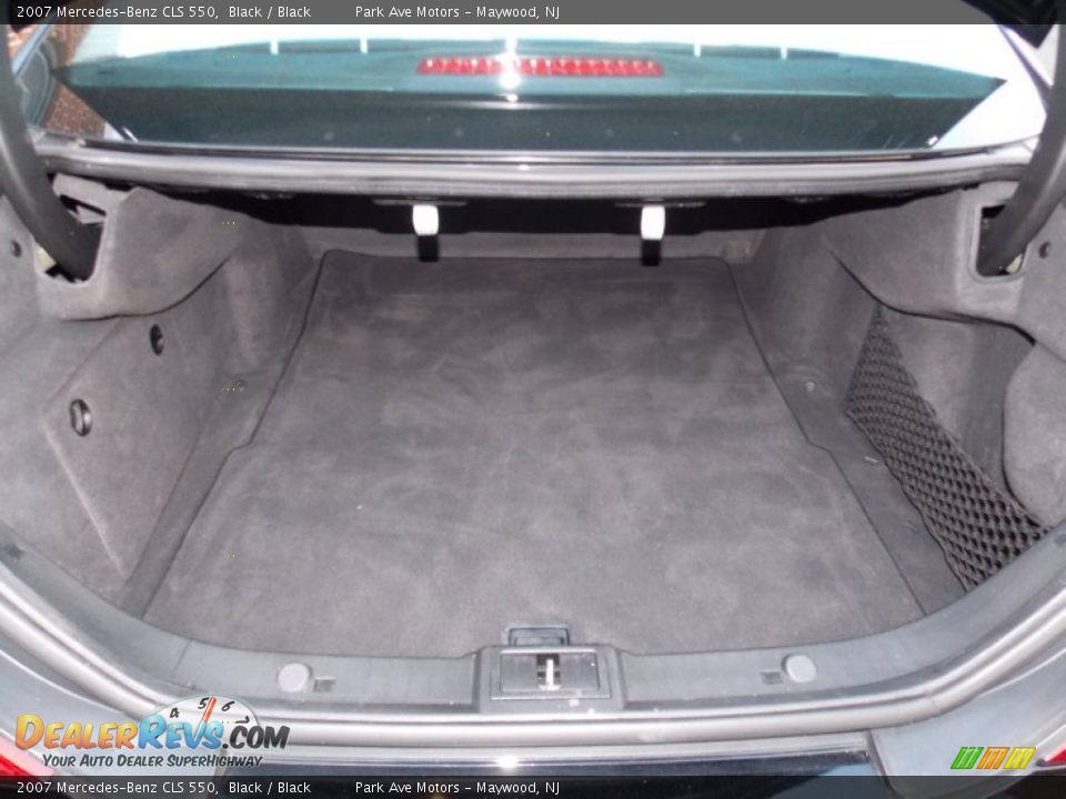 2007 Mercedes-Benz CLS 550 Trunk Photo #25
