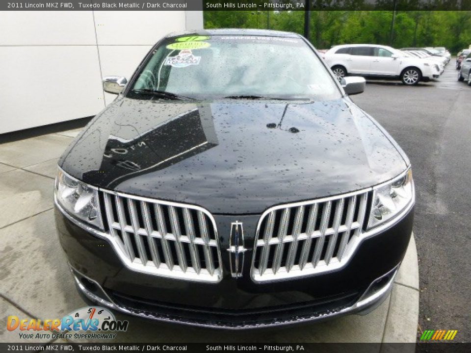 2011 Lincoln MKZ FWD Tuxedo Black Metallic / Dark Charcoal Photo #8