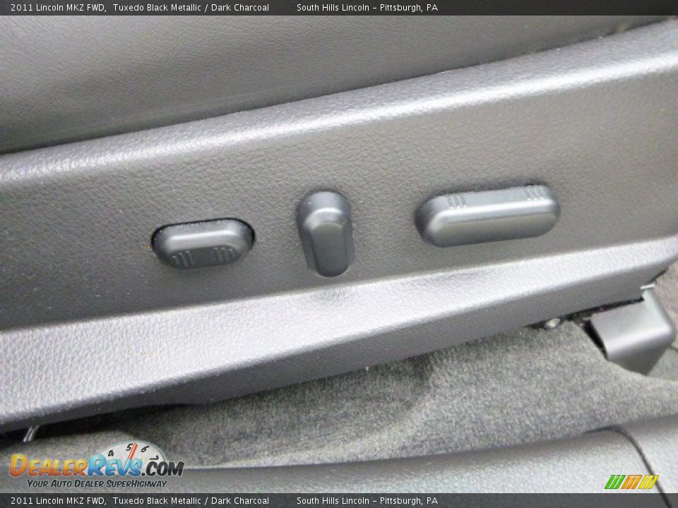 2011 Lincoln MKZ FWD Tuxedo Black Metallic / Dark Charcoal Photo #13