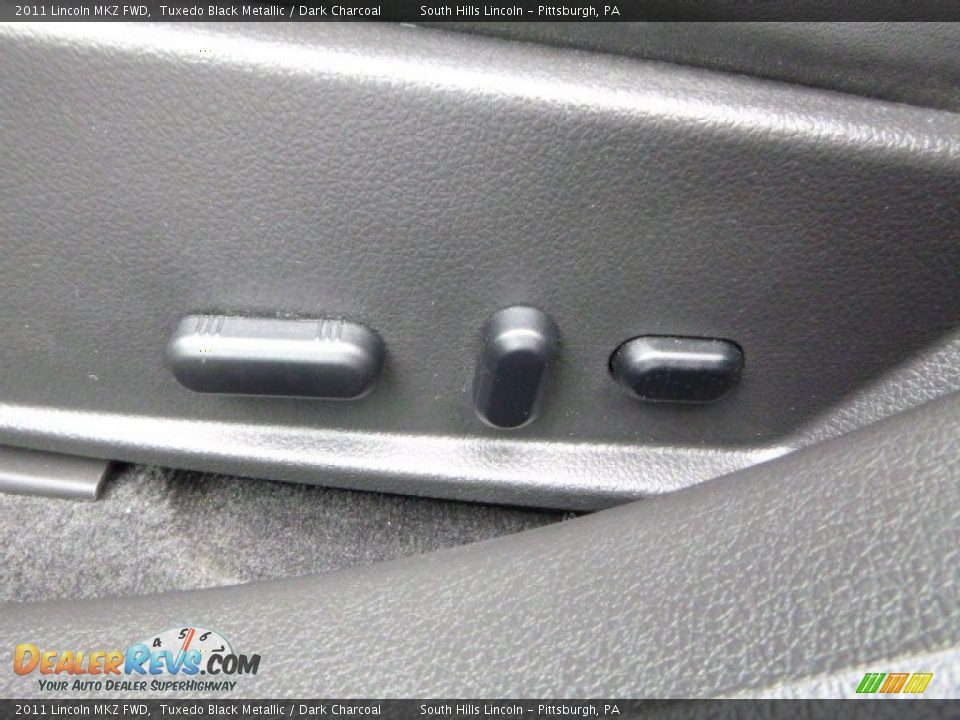 2011 Lincoln MKZ FWD Tuxedo Black Metallic / Dark Charcoal Photo #21