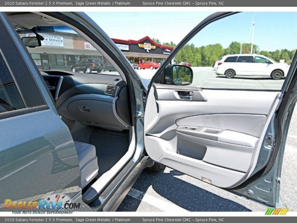 2010 Subaru Forester 2.5 X Premium Sage Green Metallic / Platinum Photo #22