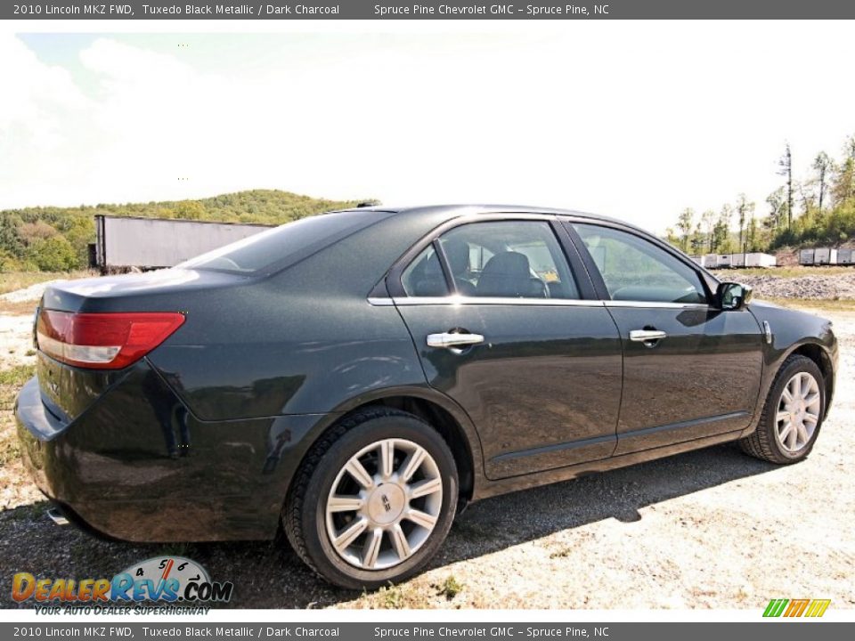 2010 Lincoln MKZ FWD Tuxedo Black Metallic / Dark Charcoal Photo #10
