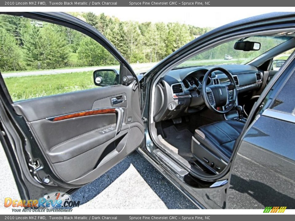 2010 Lincoln MKZ FWD Tuxedo Black Metallic / Dark Charcoal Photo #18