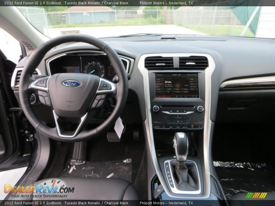 2013 Ford Fusion SE 1.6 EcoBoost Tuxedo Black Metallic / Charcoal Black Photo #24