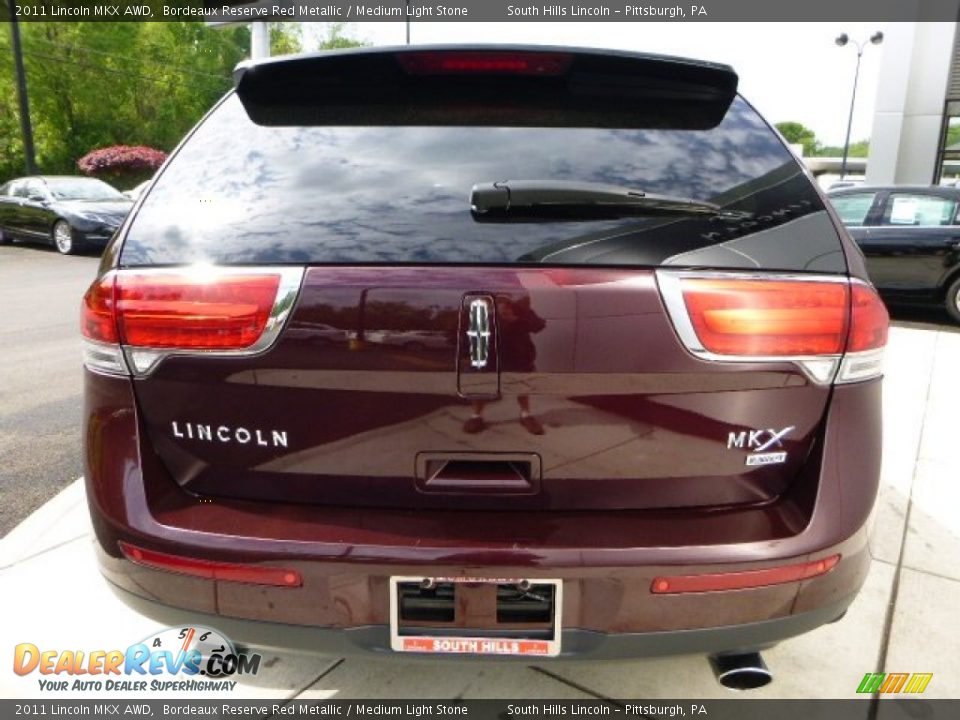 2011 Lincoln MKX AWD Bordeaux Reserve Red Metallic / Medium Light Stone Photo #4