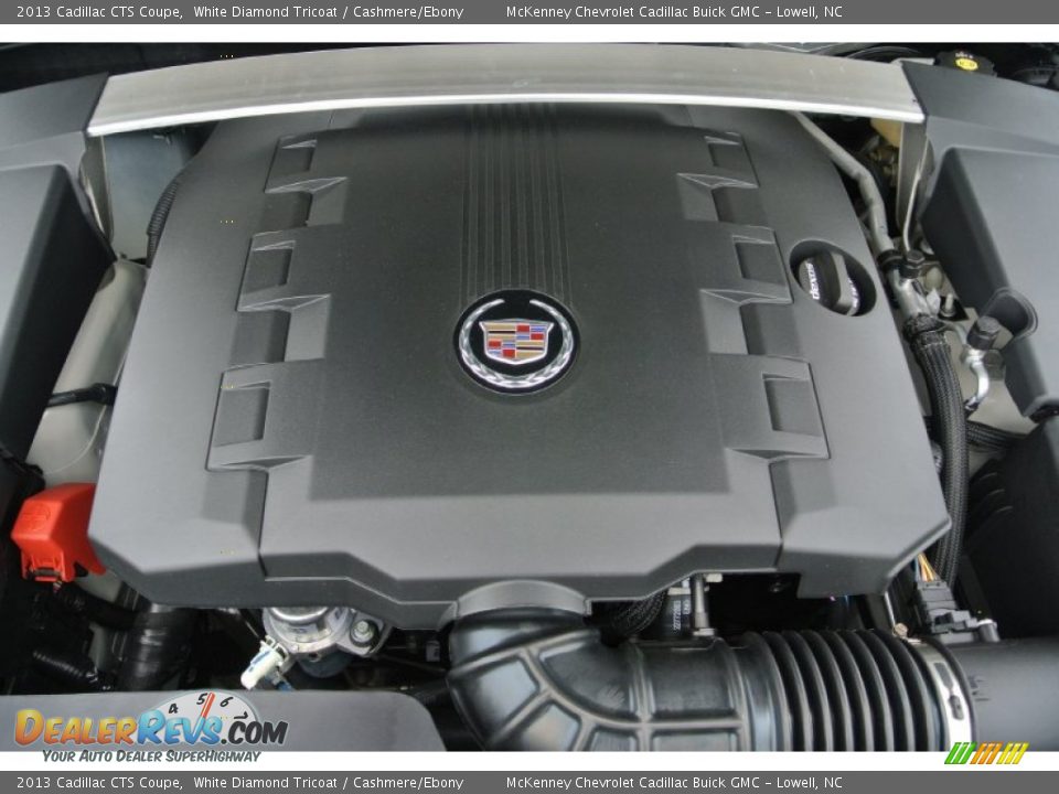 2013 Cadillac CTS Coupe White Diamond Tricoat / Cashmere/Ebony Photo #21