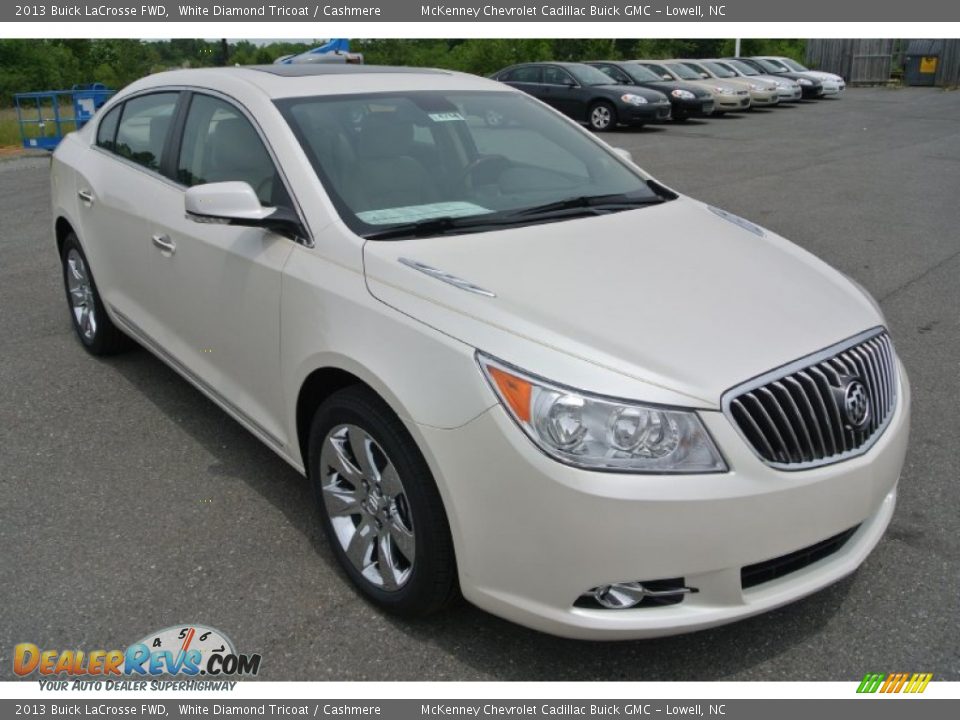 2013 Buick LaCrosse FWD White Diamond Tricoat / Cashmere Photo #2
