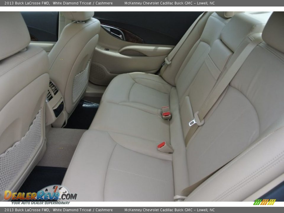 2013 Buick LaCrosse FWD White Diamond Tricoat / Cashmere Photo #17