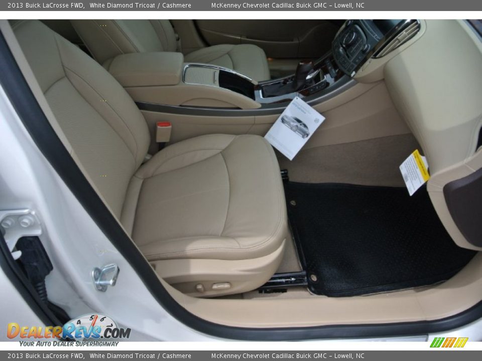 2013 Buick LaCrosse FWD White Diamond Tricoat / Cashmere Photo #19