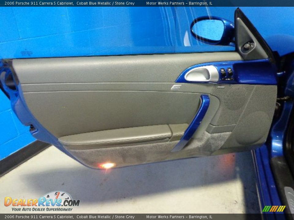 Door Panel of 2006 Porsche 911 Carrera S Cabriolet Photo #27