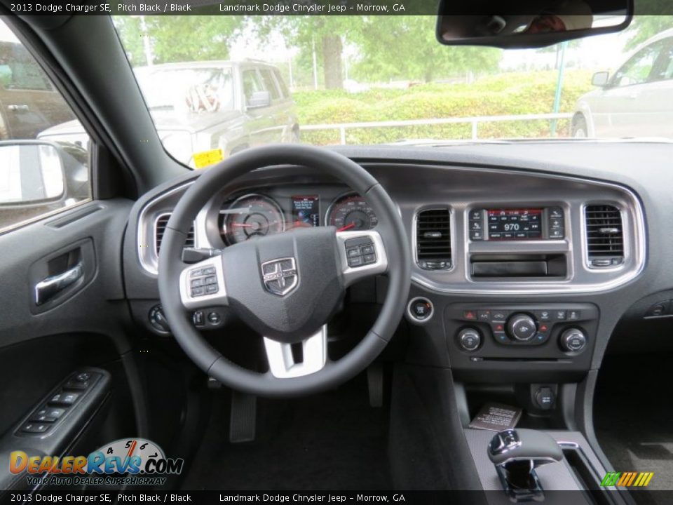 2013 Dodge Charger SE Pitch Black / Black Photo #8
