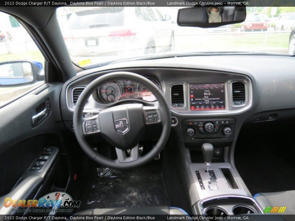 Dashboard of 2013 Dodge Charger R/T Daytona Photo #9