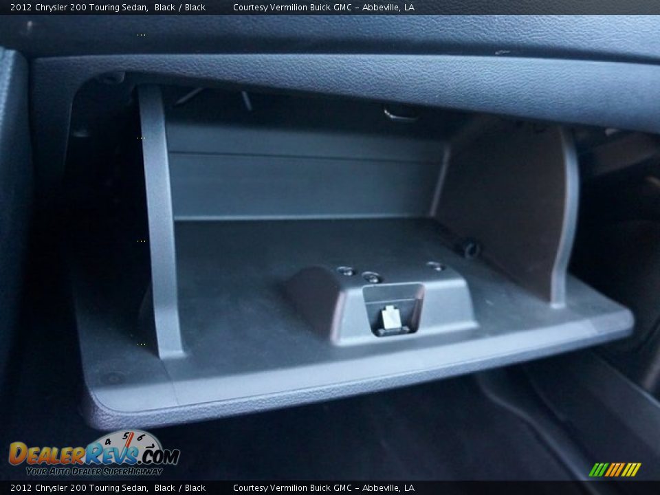 2012 Chrysler 200 Touring Sedan Black / Black Photo #24