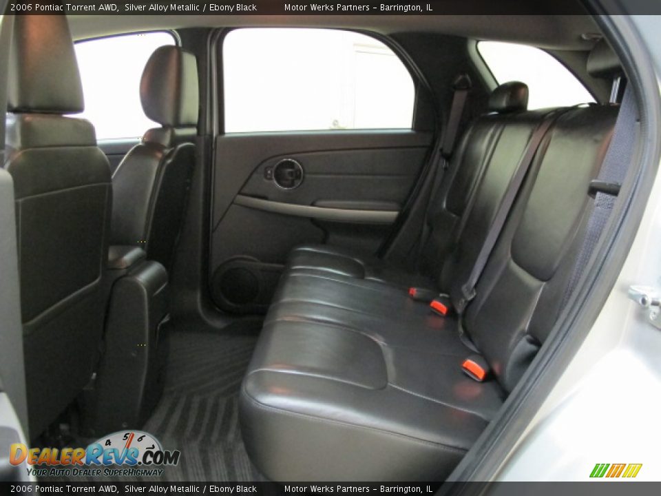 2006 Pontiac Torrent AWD Silver Alloy Metallic / Ebony Black Photo #17