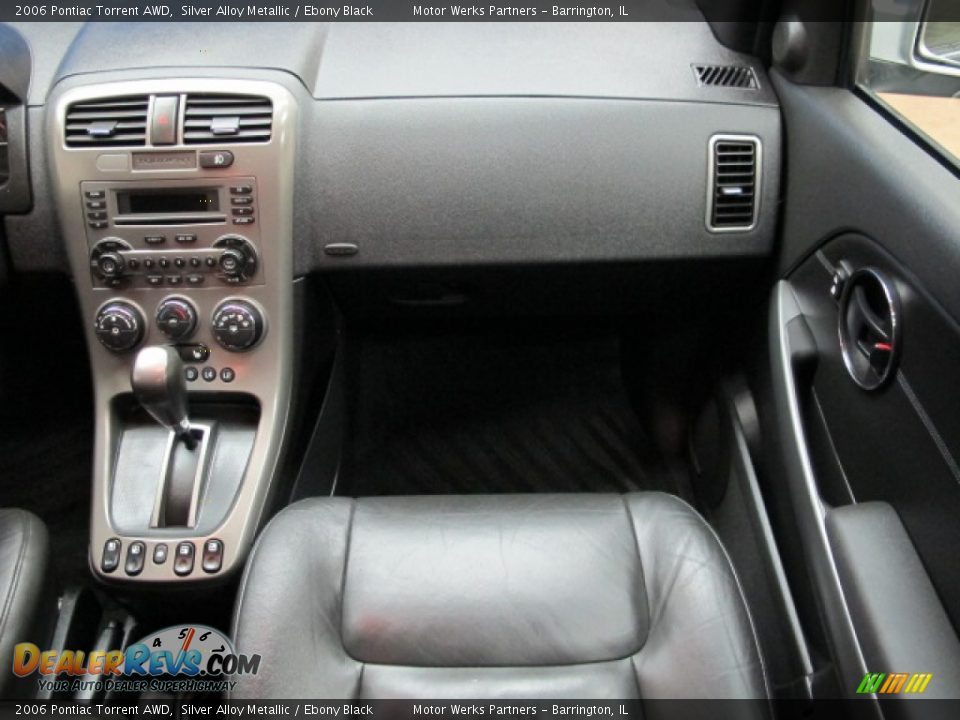 2006 Pontiac Torrent AWD Silver Alloy Metallic / Ebony Black Photo #24