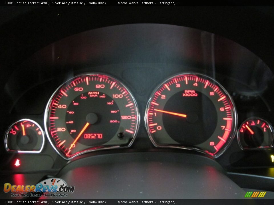 2006 Pontiac Torrent AWD Silver Alloy Metallic / Ebony Black Photo #25