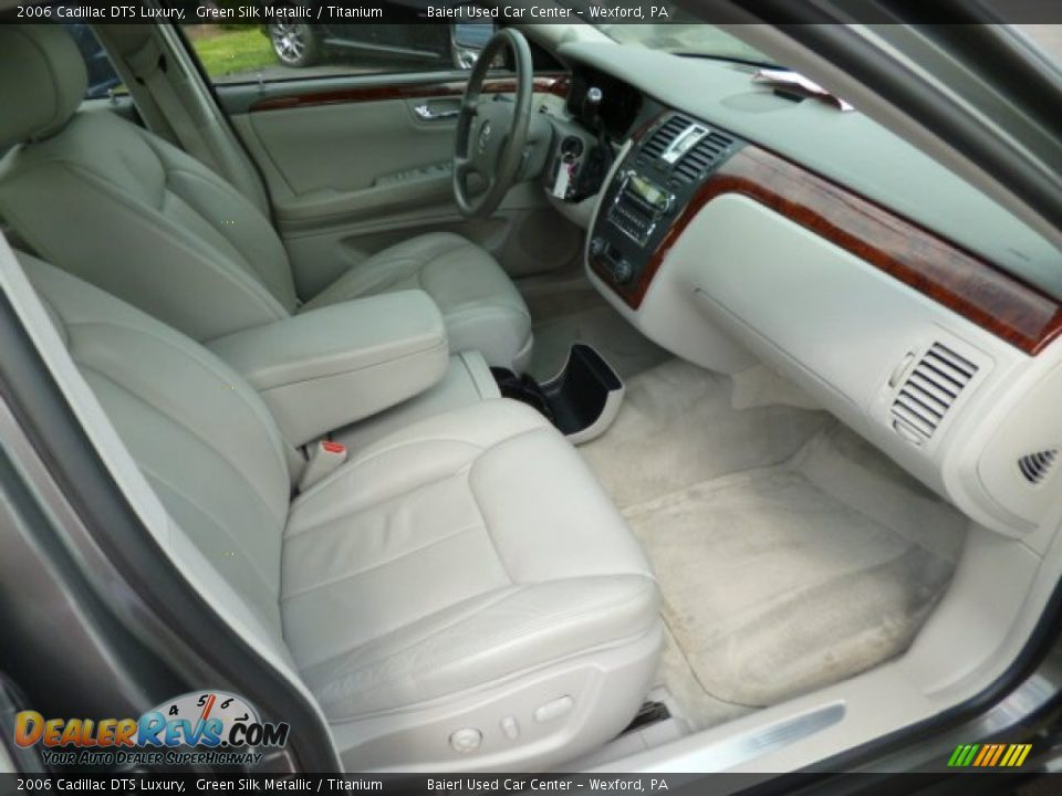 Titanium Interior 2006 Cadillac Dts Luxury Photo 10