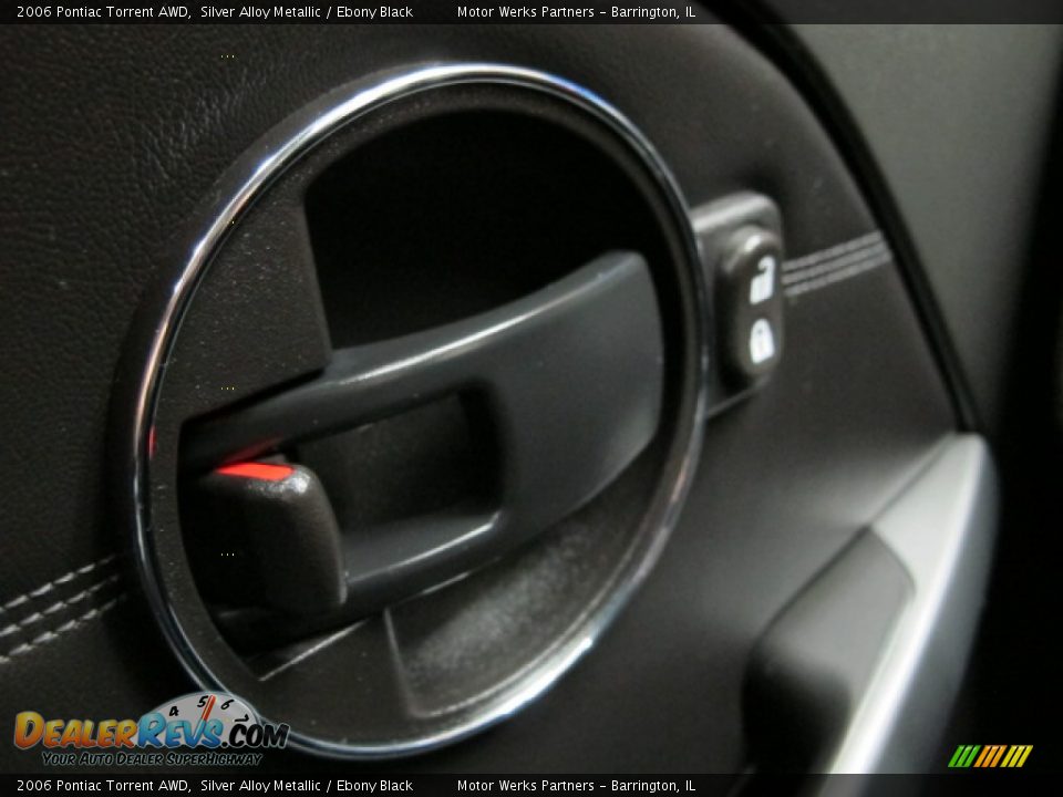 2006 Pontiac Torrent AWD Silver Alloy Metallic / Ebony Black Photo #32