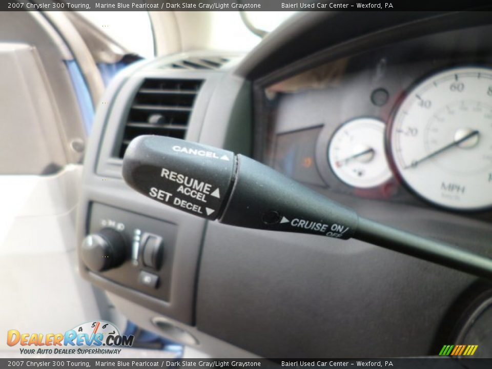 Controls of 2007 Chrysler 300 Touring Photo #17
