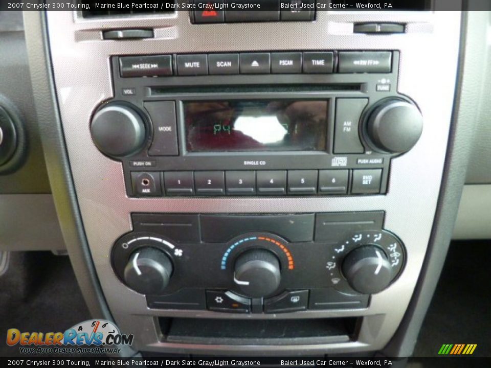 Controls of 2007 Chrysler 300 Touring Photo #19