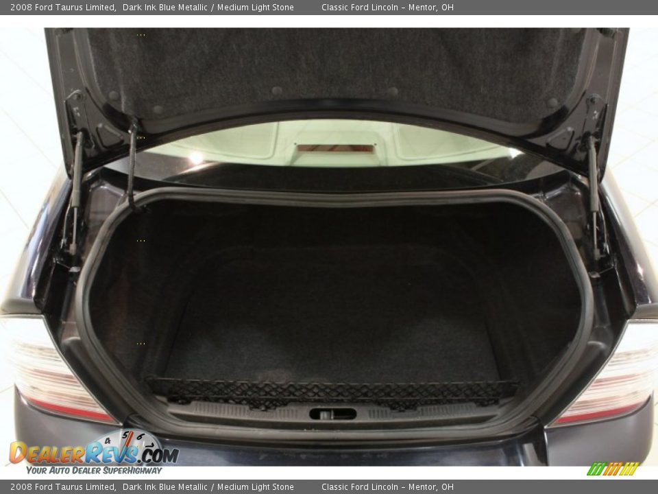 2008 Ford Taurus Limited Dark Ink Blue Metallic / Medium Light Stone Photo #19