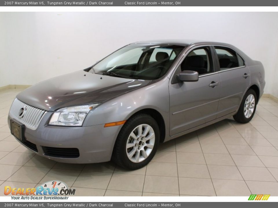 Front 3/4 View of 2007 Mercury Milan V6 Photo #3