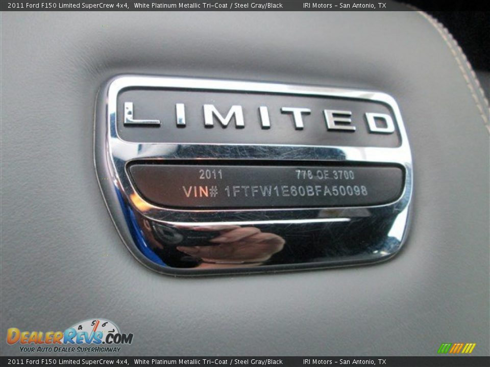 2011 Ford F150 Limited SuperCrew 4x4 White Platinum Metallic Tri-Coat / Steel Gray/Black Photo #16