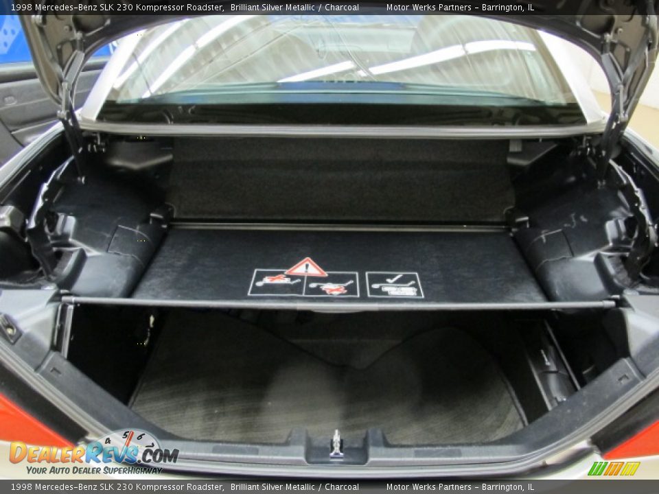 1998 Mercedes-Benz SLK 230 Kompressor Roadster Trunk Photo #9