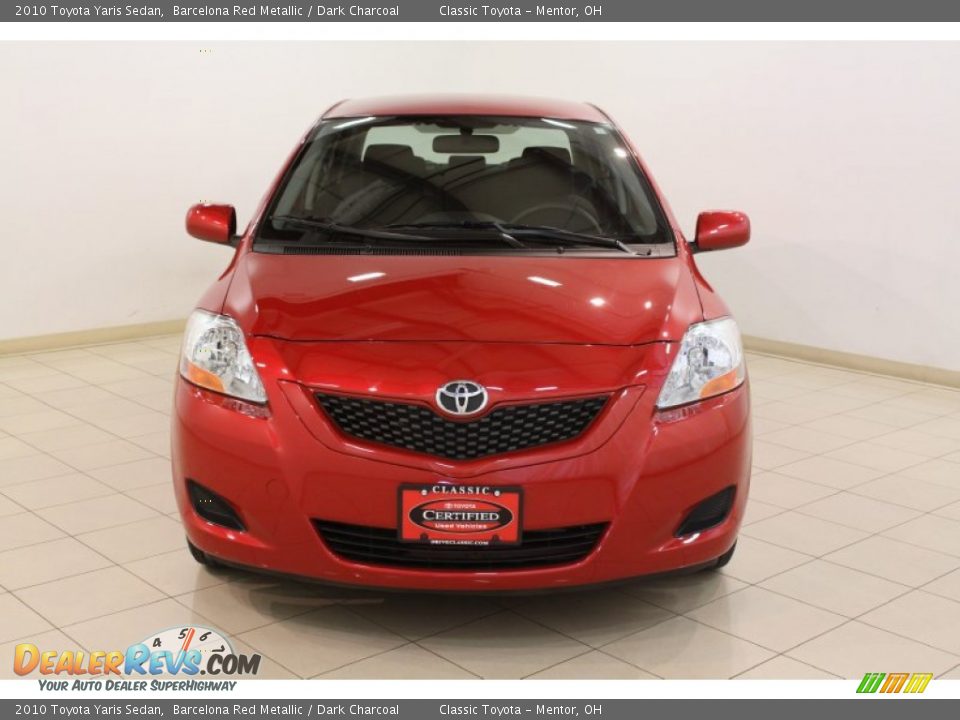 2010 Toyota Yaris Sedan Barcelona Red Metallic / Dark Charcoal Photo #2