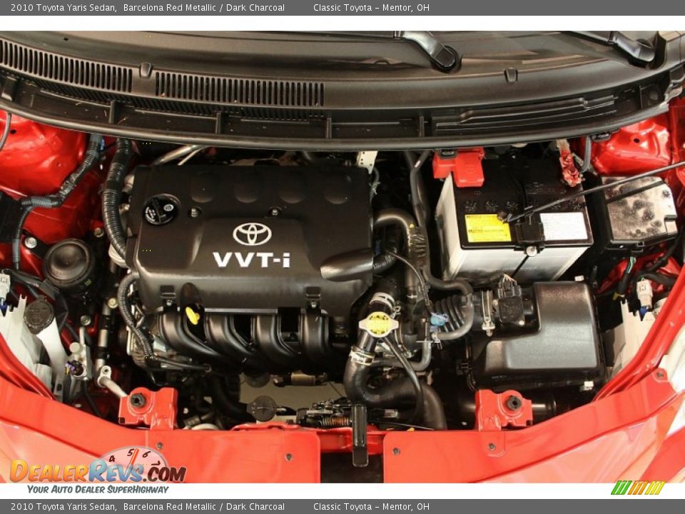 2010 Toyota Yaris Sedan Barcelona Red Metallic / Dark Charcoal Photo #14