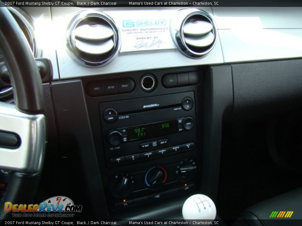 Controls of 2007 Ford Mustang Shelby GT Coupe Photo #16