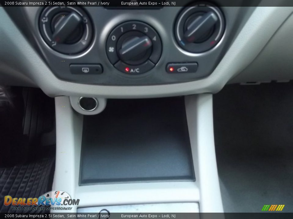 2008 Subaru Impreza 2.5i Sedan Satin White Pearl / Ivory Photo #17
