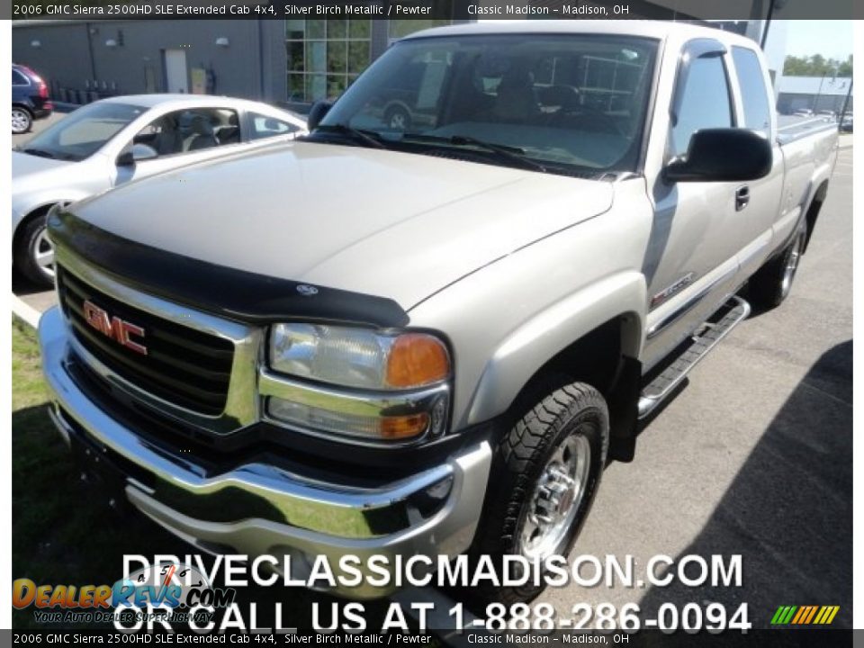 2006 GMC Sierra 2500HD SLE Extended Cab 4x4 Silver Birch Metallic / Pewter Photo #1
