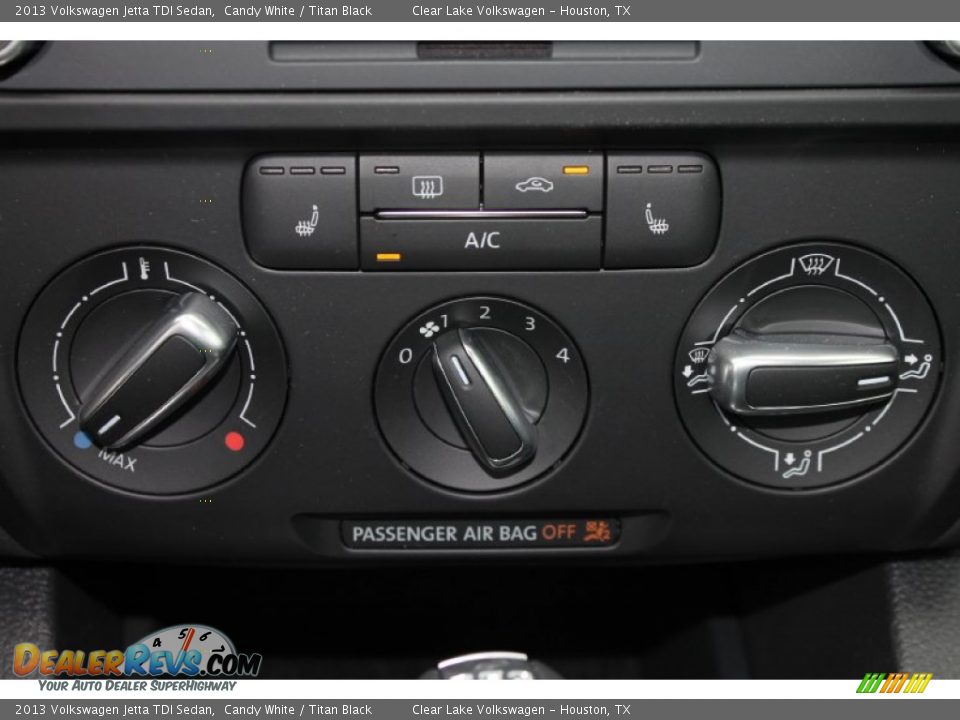 2013 Volkswagen Jetta TDI Sedan Candy White / Titan Black Photo #22