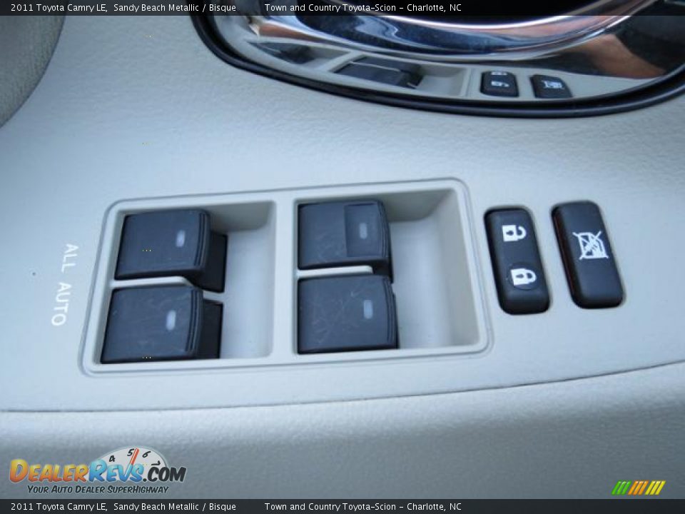 2011 Toyota Camry LE Sandy Beach Metallic / Bisque Photo #13