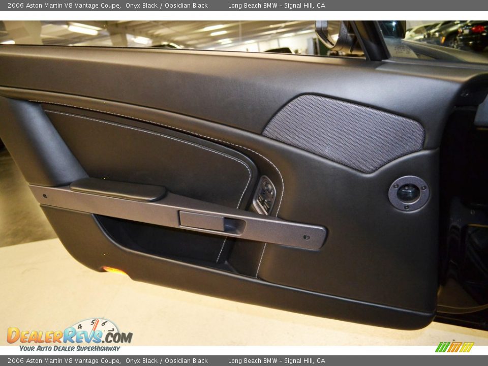 Door Panel of 2006 Aston Martin V8 Vantage Coupe Photo #18